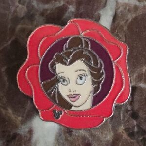 Disney Pin - Princess Hidden Mickey 3 of 5 Collector Trading Pin